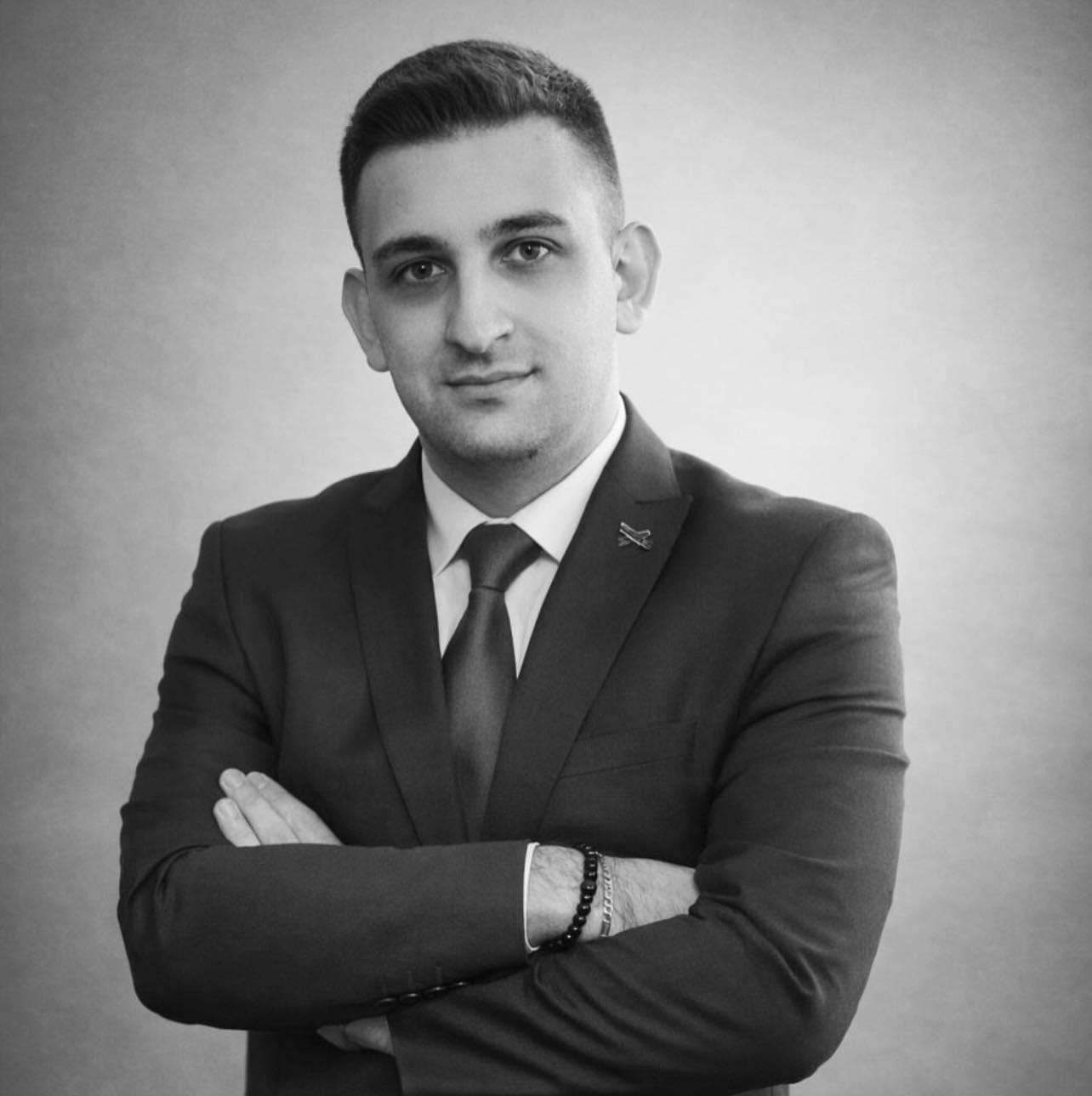DENIZ GOKBERK EKINLI